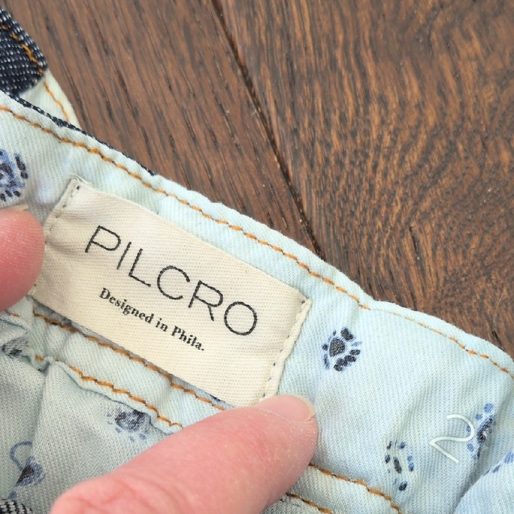 PILCRO I Lightweight Stretch Cuffed Dark Blue Denim Jean Shorts, 27 - Picture 7 of 12